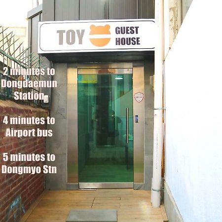 Toy Guesthouse Seoul Bagian luar foto